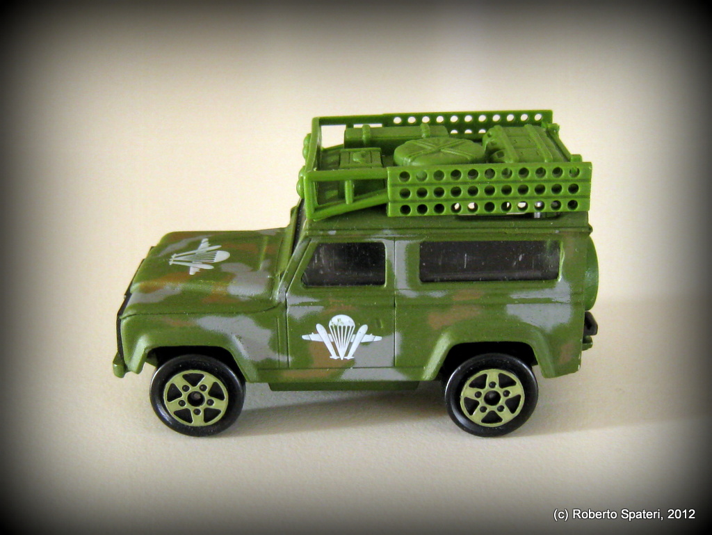 Majorette Land Rover Defender (n.266)